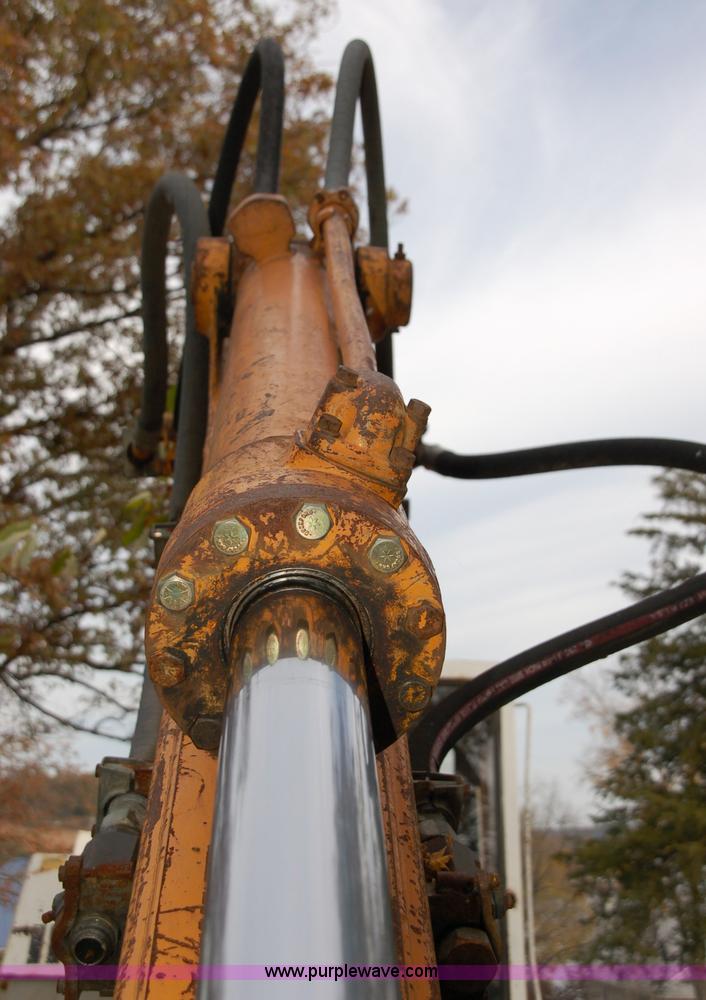 image for item 5549 1981 Drott Case 40CE excavator