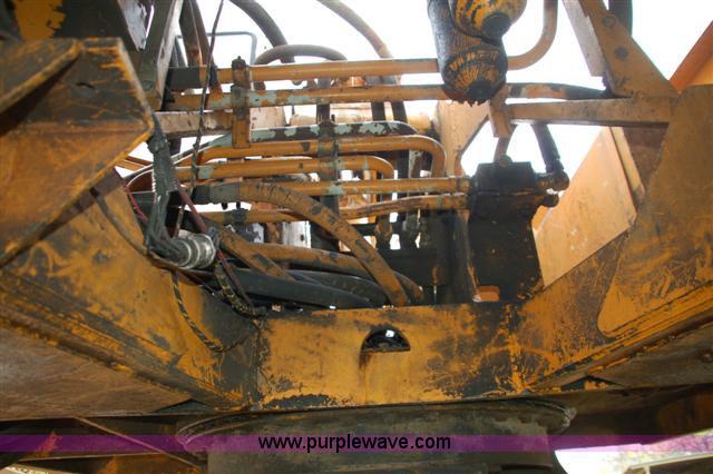 image for item 5549 1981 Drott Case 40CE excavator