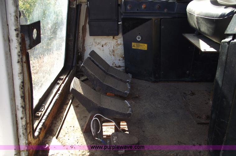 image for item 5549 1981 Drott Case 40CE excavator