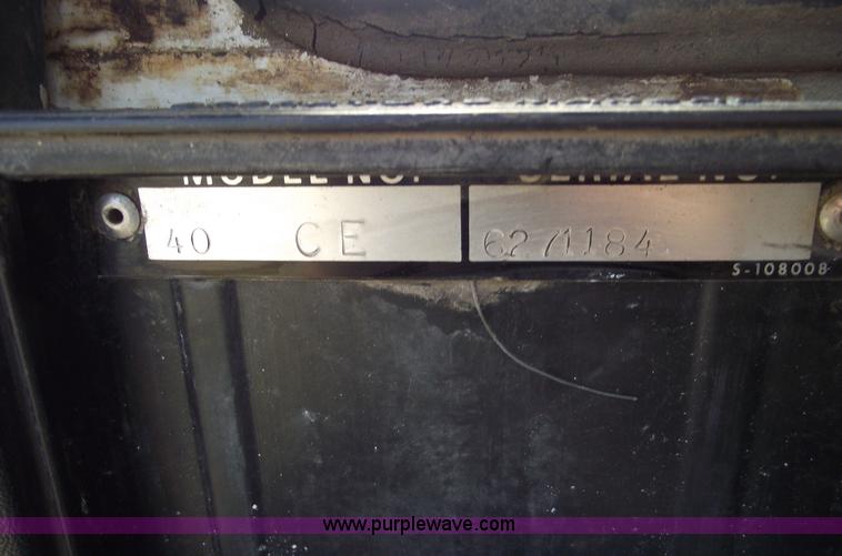 image for item 5549 1981 Drott Case 40CE excavator