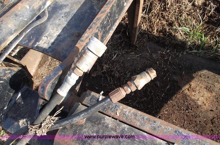 image for item 5588 Bradco grapple bucket