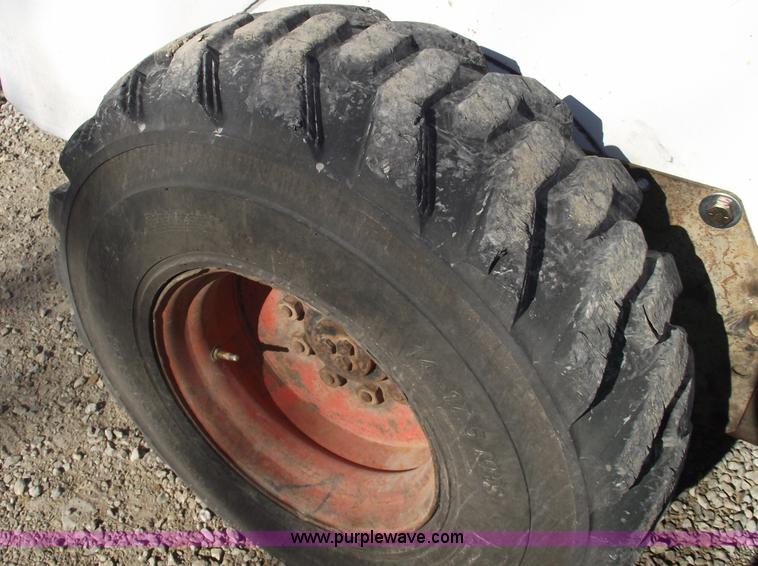 image for item 5992 1998 Bobcat 963 skid steer