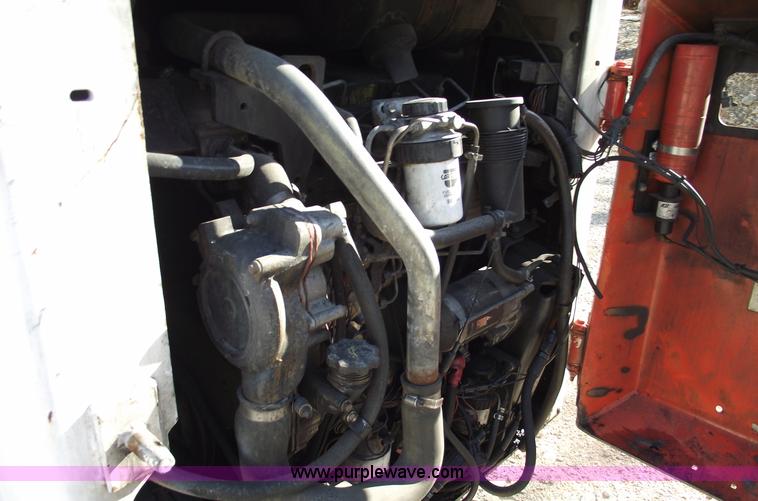 image for item 5992 1998 Bobcat 963 skid steer