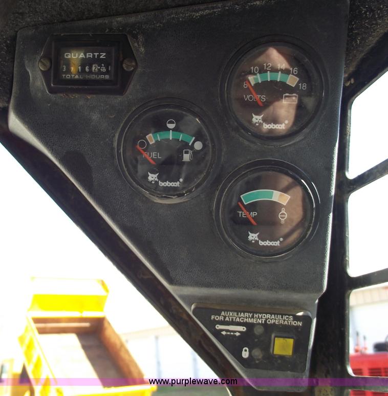 image for item 5992 1998 Bobcat 963 skid steer
