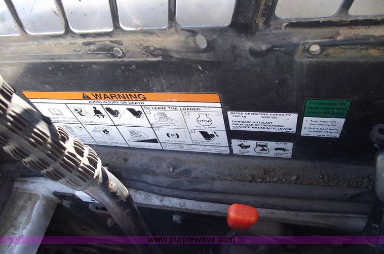 image for item 5992 1998 Bobcat 963 skid steer