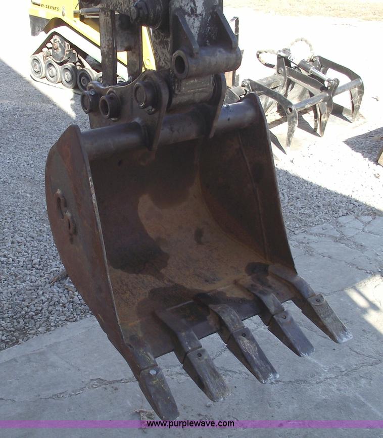 image for item 5993 1994 Takeuchi TB035 mini excavator