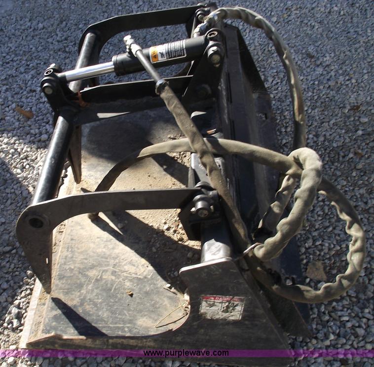 image for item 5994 2007 ASV RC30 skid steer with three attachments