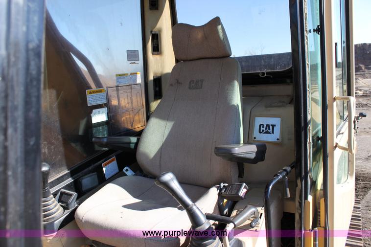 image for item 6375 1996 Caterpillar 330L excavator