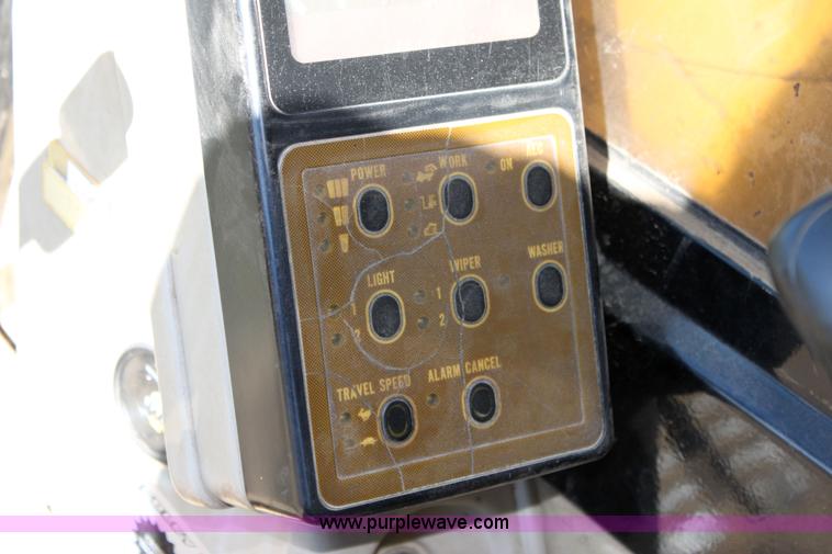 image for item 6375 1996 Caterpillar 330L excavator