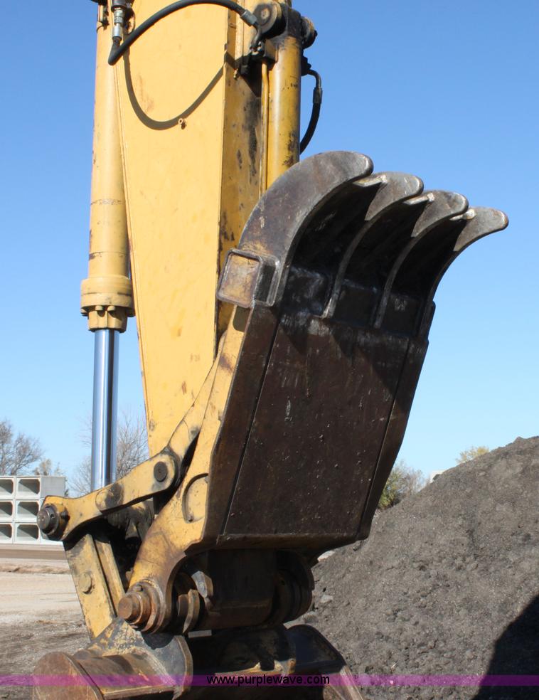 image for item 6375 1996 Caterpillar 330L excavator