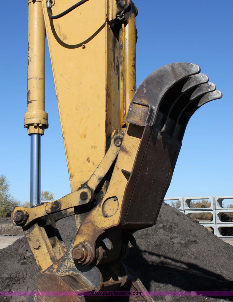 image for item 6375 1996 Caterpillar 330L excavator