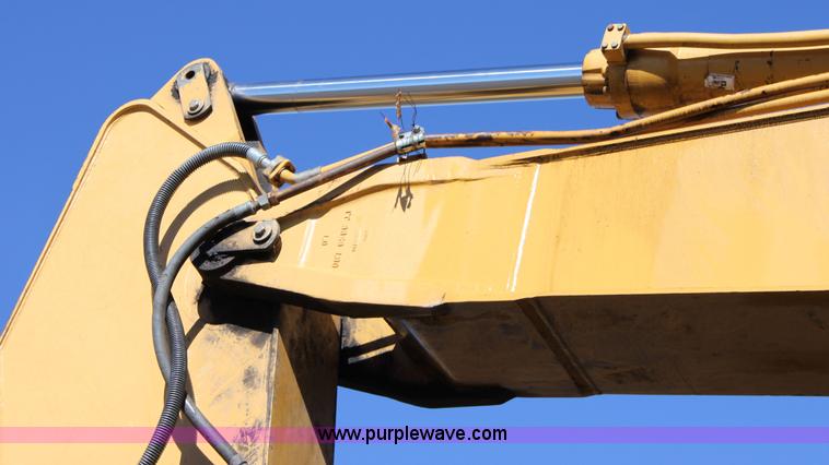 image for item 6375 1996 Caterpillar 330L excavator