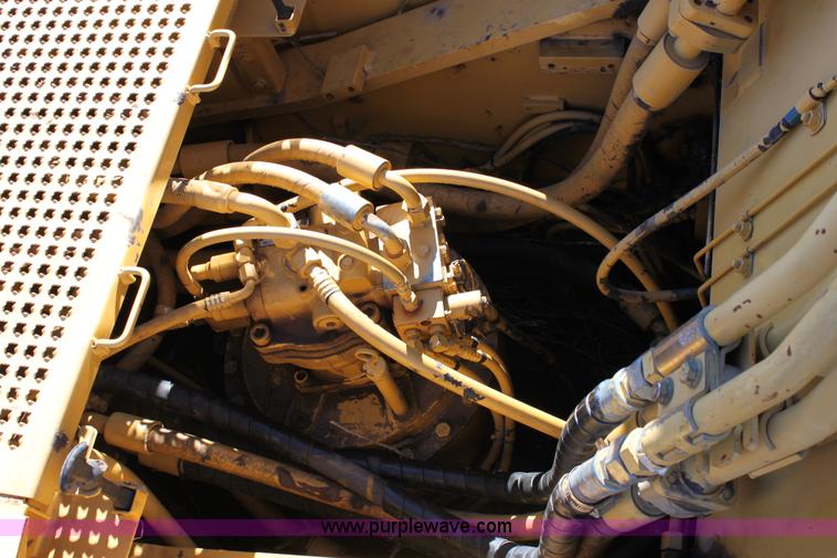 image for item 6375 1996 Caterpillar 330L excavator