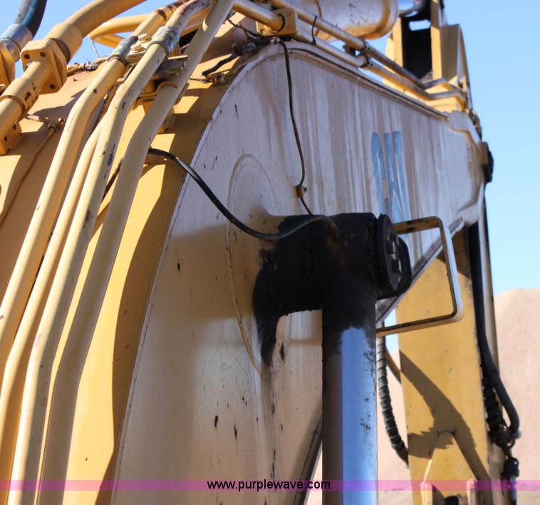 image for item 6375 1996 Caterpillar 330L excavator