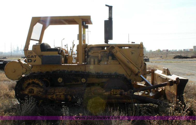 image for item 6388 1958 Caterpillar D7 dozer