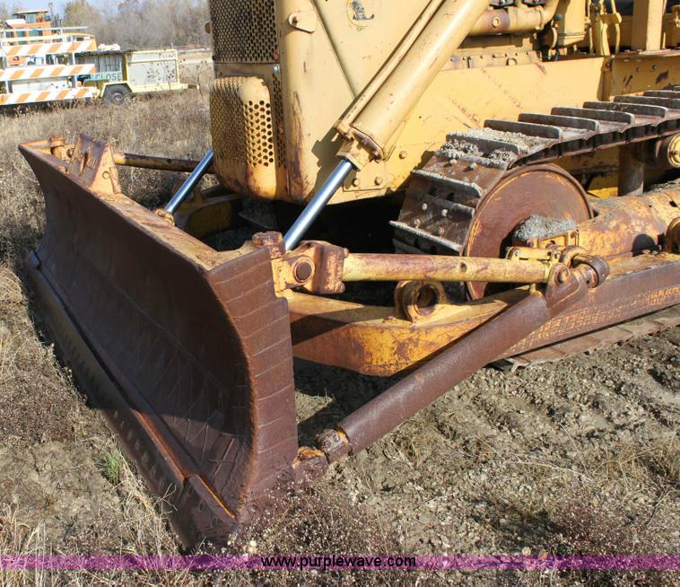 image for item 6388 1958 Caterpillar D7 dozer