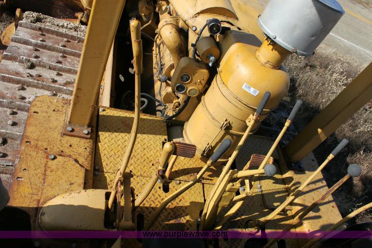 image for item 6388 1958 Caterpillar D7 dozer