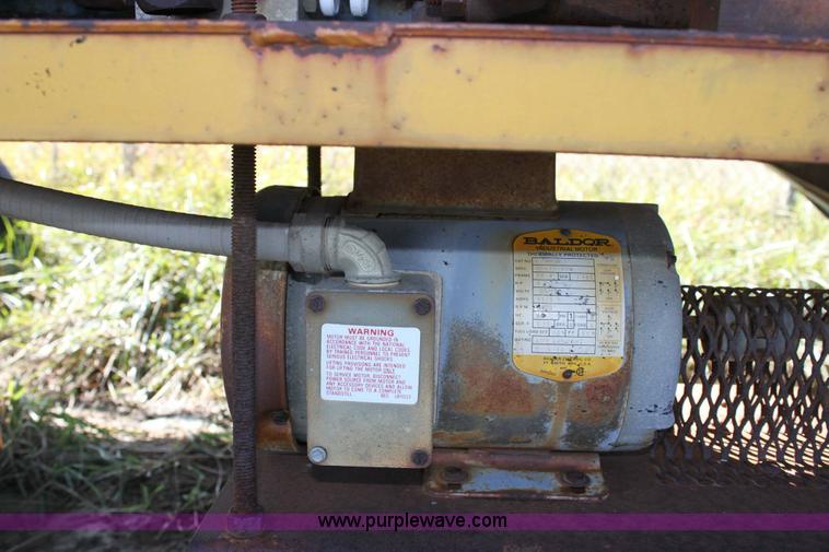 image for item 6391 Cedarapids pug mill