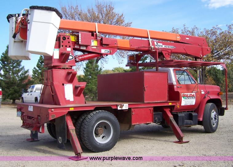 image for item 7295 1987 Chevrolet 70 truck with UEC S50 HAB boom