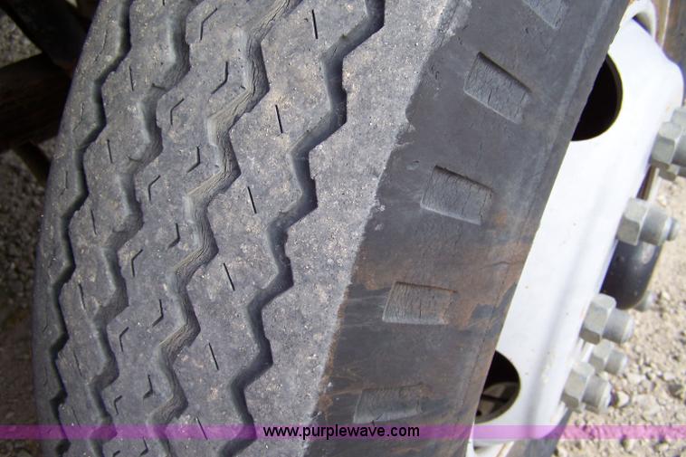 image for item 7295 1987 Chevrolet 70 truck with UEC S50 HAB boom