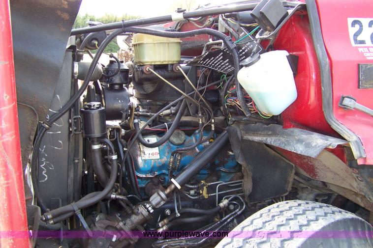 image for item 7295 1987 Chevrolet 70 truck with UEC S50 HAB boom