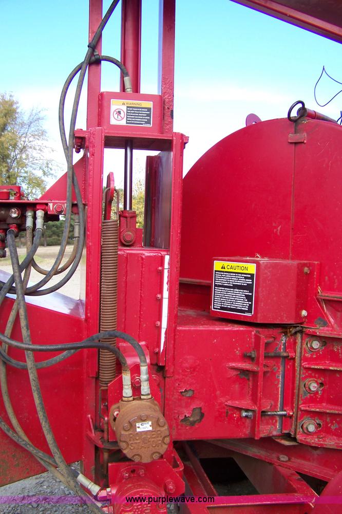 image for item 7307 Wood Chuck W/C-17G chipper shredder