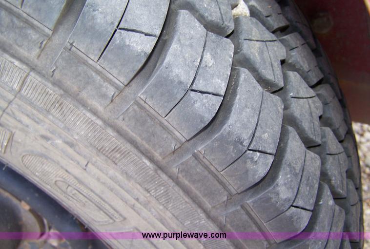 image for item 7307 Wood Chuck W/C-17G chipper shredder