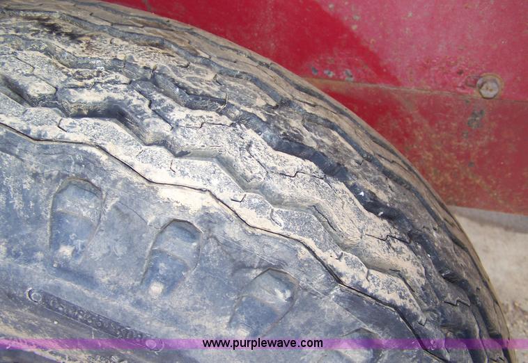 image for item 7308 1999 Wood Chuck 16" drum chipper