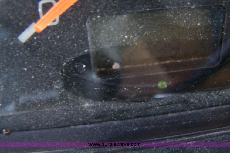 image for item 7365 1997 Volvo Aero Wia semi truck