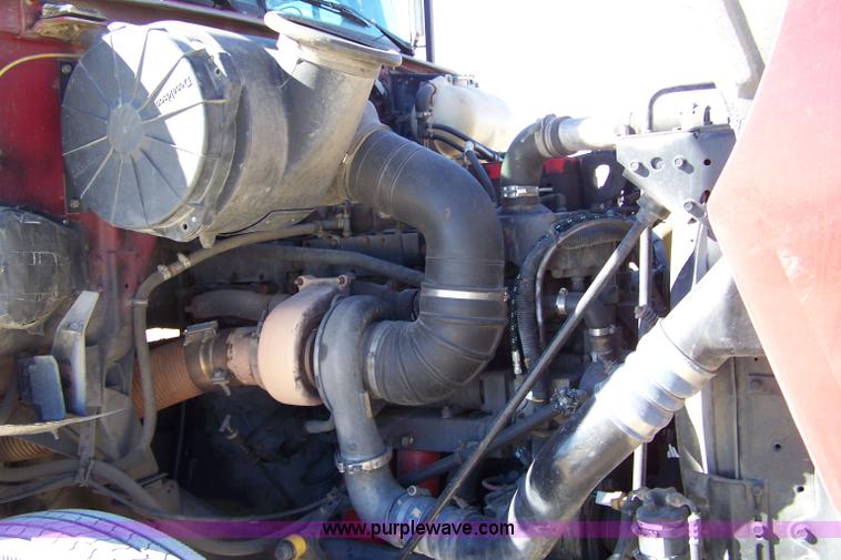 image for item 7365 1997 Volvo Aero Wia semi truck