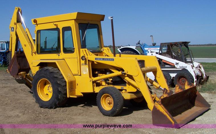 image for item 7455 1978 John Deere 310A loader backhoe