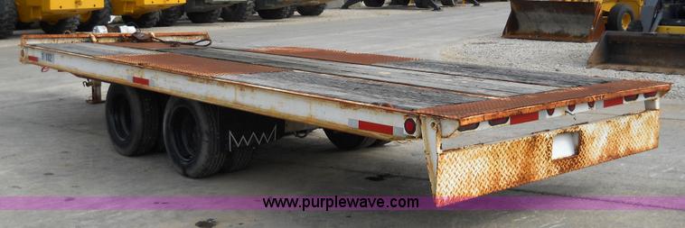 image for item 7761 1989 Trail King TKT20-2400 20' trailer