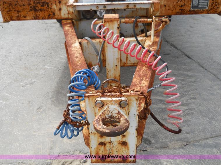 image for item 7761 1989 Trail King TKT20-2400 20' trailer