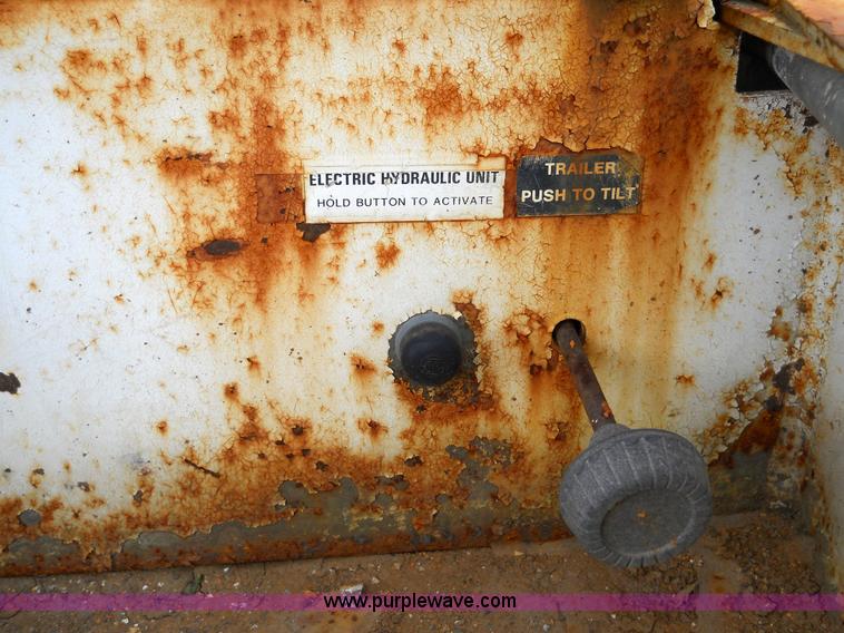 image for item 7761 1989 Trail King TKT20-2400 20' trailer