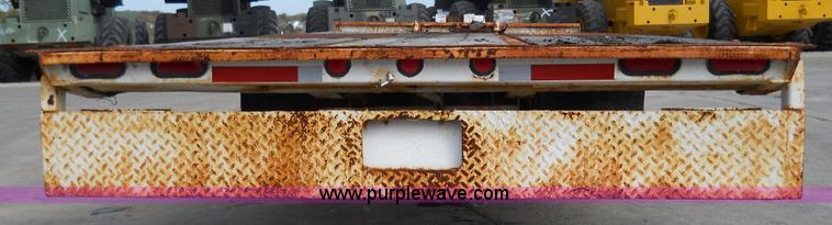 image for item 7761 1989 Trail King TKT20-2400 20' trailer