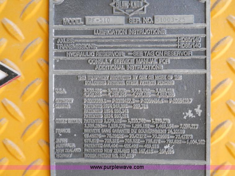 image for item 7766 1985 Blaw-Knox PF-510 paver finisher