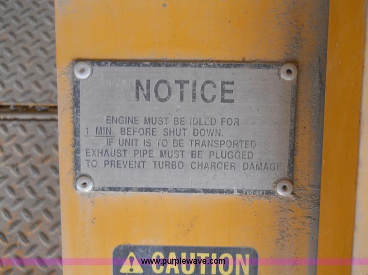 image for item 7766 1985 Blaw-Knox PF-510 paver finisher