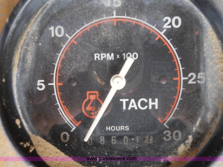 image for item 7766 1985 Blaw-Knox PF-510 paver finisher