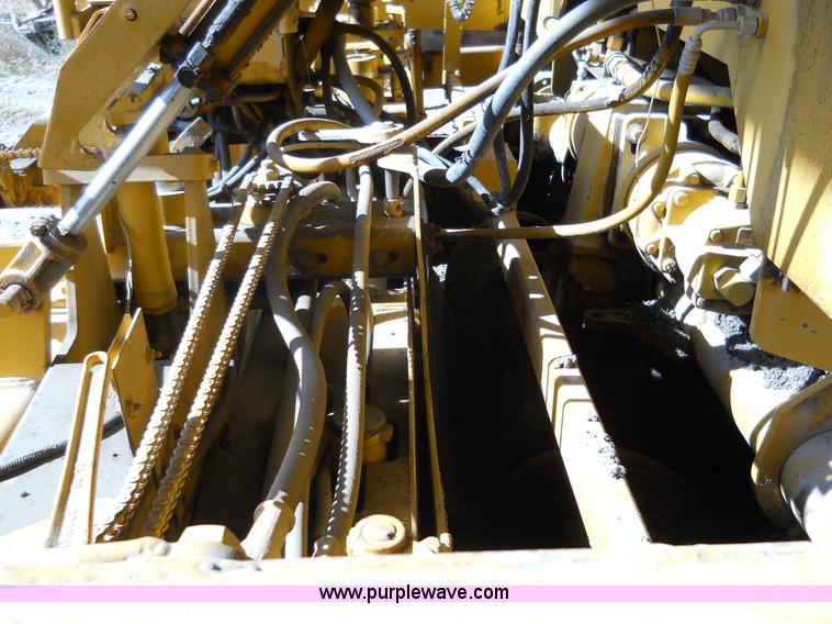 image for item 7766 1985 Blaw-Knox PF-510 paver finisher