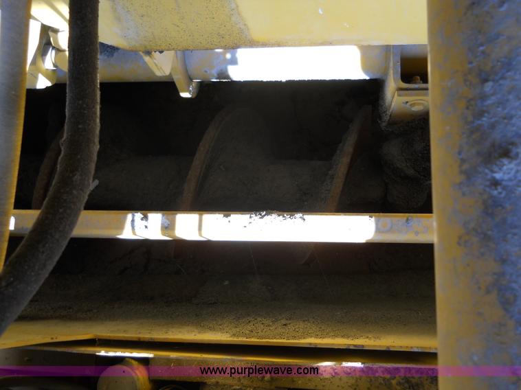 image for item 7766 1985 Blaw-Knox PF-510 paver finisher