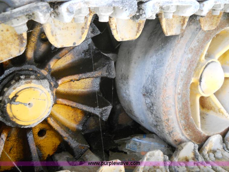 image for item 7766 1985 Blaw-Knox PF-510 paver finisher