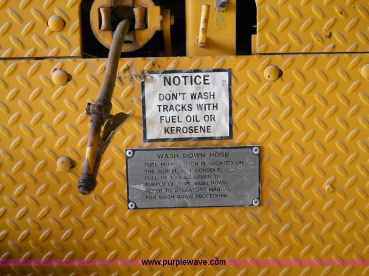 image for item 7766 1985 Blaw-Knox PF-510 paver finisher