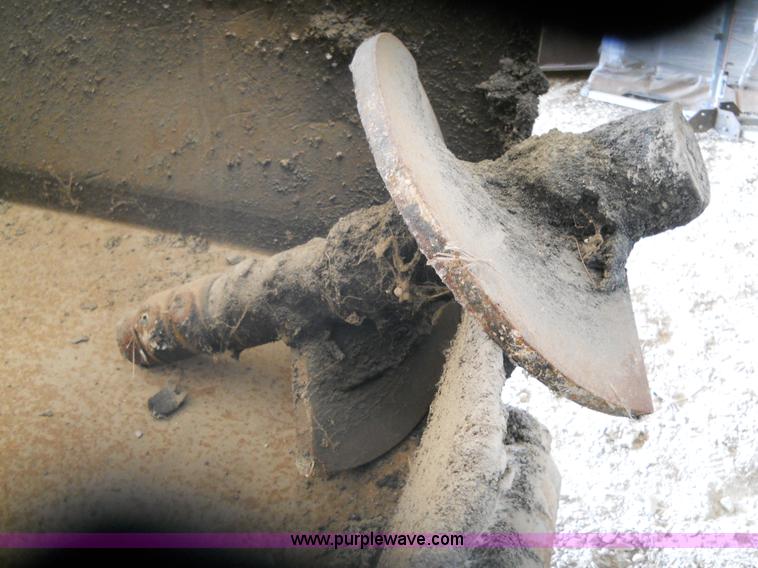 image for item 7766 1985 Blaw-Knox PF-510 paver finisher