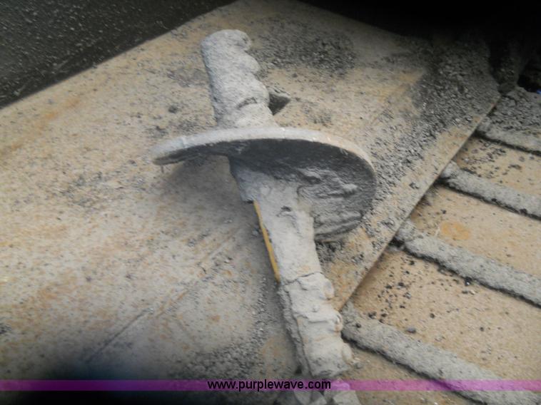 image for item 7766 1985 Blaw-Knox PF-510 paver finisher