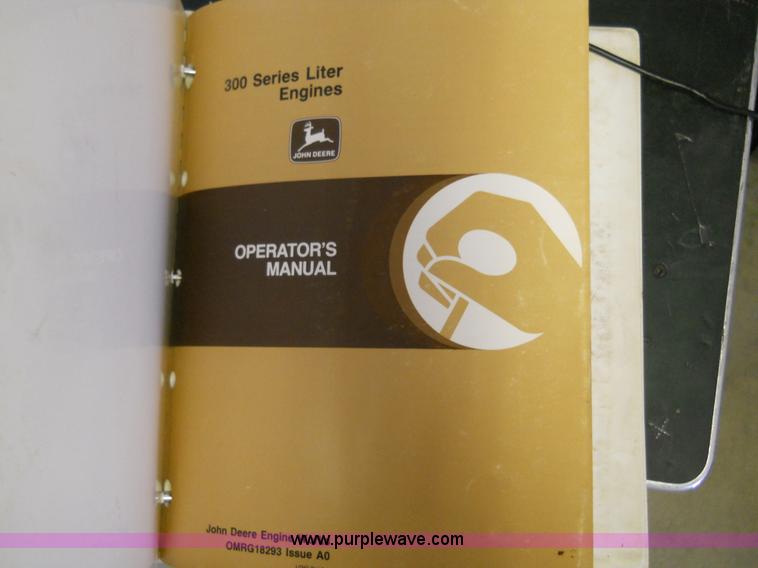 image for item 7766 1985 Blaw-Knox PF-510 paver finisher