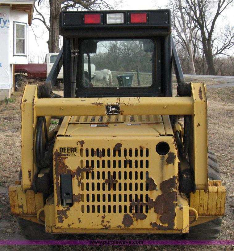 image for item 8070 1998 John Deere 7775 skid steer
