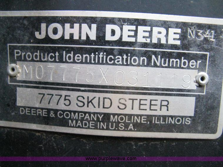 image for item 8070 1998 John Deere 7775 skid steer