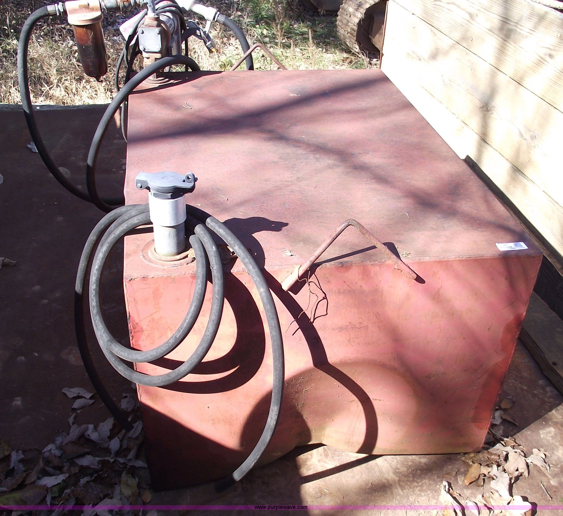 Portable fuel tank with 12 volt pump in Gravois Mills, MO Item 5547