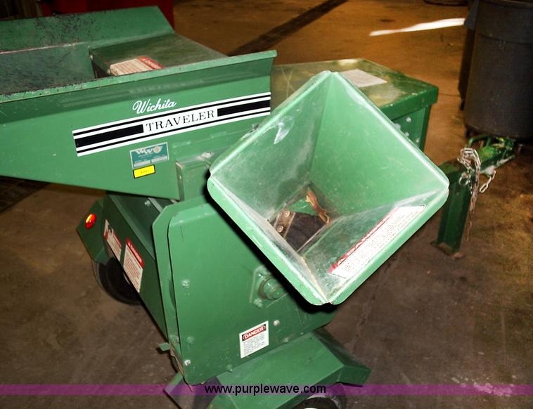 image for item 1008 Wichita trailer 233C chipper shredder