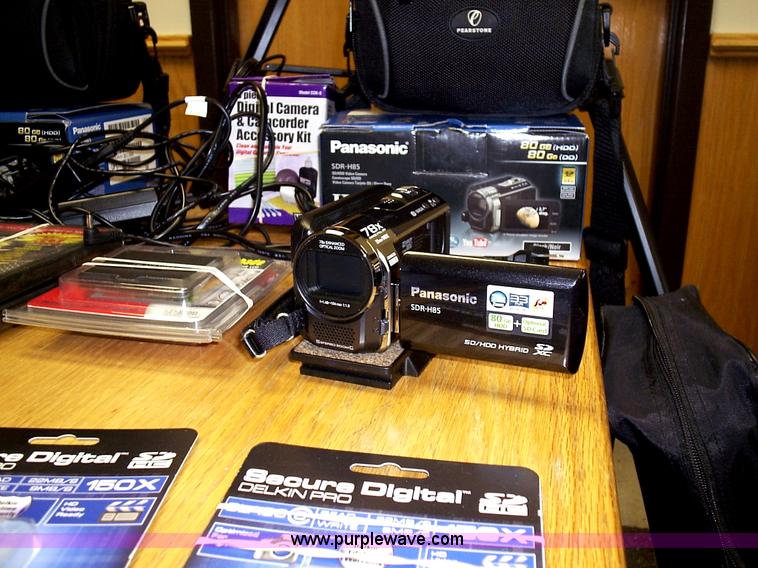 image for item 1010 Assorted electronics